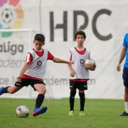 La importancia de la cantera: Descubriendo y desarrollando talento joven en el fútbol